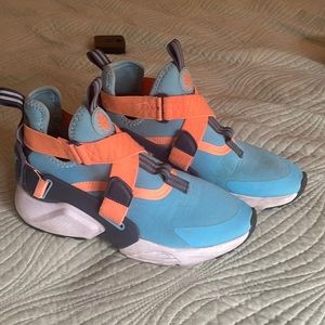 Nike huaraches